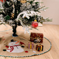 Miniatyrbilde 1 av 4: Juletrærmatte i hamp - 106 cm - Snømann, juletrepynt