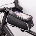 Miniatyrbillede 1 af 5: Vandafvisende cykelrammepose & telefonholder med skærm, Sort/Hvid