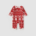 Miniatyrbillede 5 af 5: Julefamiliens Matchende Langærmede Pyjamasæt med Hjorte- og Snefnugprint i Rød Fleece (Flammehæmmende) RØDVID L Kvinder