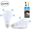 Miniatyrbild 1 av 5: REMAKE E27 LED-lampa med rörelsesensor, 7W, vit, 2-pack