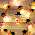Miniatyrbilde 3 av 5: Juletrærlyslenke med julenissen, snømann, elg og krans - Julehjemmedekorasjoner 2023, Juledekorasjoner, Navidad, Nyttår 9