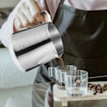 Miniatyrbillede 4 af 5: REMAKE Stearinlysfremstilling Hældningsskål 1000 ml i rustfrit stål Smeltepotte Voksgryde Stearinlysfremstilling Startudstyr Drypfri hældningstude Beholder