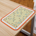 Pikkukuva 1 / 5: 45cm*30cm Kevyt Luksus Retro Tyylinen Kukka Nahka Länsimainen Tabletti, Vedenpitävä ja Öljynkestävä Lämmöneristysalusta, Pöytätabletti (Tassel Begonia),