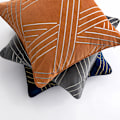 Miniatyrbild 2 av 5: Holland Sammet Broderad Kuddfodral, Geometriska Linjer, Modern Lätt Lyx Soffkuddfodral (Blå, 45*45cm),