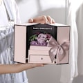 Pikkukuva 1 / 4: Ruusu Saippuakukka Laatikko Lahjapakkaus Kaksinkertainen Ovi, Ikuinen Kukka Lahja (Violetti, Pinkki Kaksinkertainen Ovi Saippuakukka Lahjapakkaus),