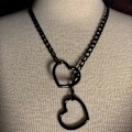 Miniatyrbillede 2 af 3: Hjerteformet O-Ring Slip Chain Halskæde til Kvinder Rustfrit Stål Cuban Chain Hjerteformet Halskæde Punk Rock Krage Halskæde Håndlavet Black