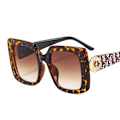 Pikkukuva 5 / 7: Kuuma brändi naisten aurinkolasit brändi luksus suunnittelija aurinkolasit aurinkolasit mukautettu logo tukkumyynti metalli trimmi neliö aurinkolasit c2 sunglasses