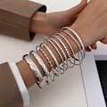 Miniatyrbillede 2 af 5: Etnisk stil legering håndsmykker Retro bredt armbåndssæt Sæt guld skinnende armbånd ti stykker sæt par smykker Valentinsdag gave 05 9089
