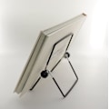 Pikkukuva 5 / 5: (2-pakkaus) Säädettävä rautateline Easel Taitettava tablettiteline, Näytä kehykset, Valokuva, Keittokirjat, iPad, Taidekokoelma, Musta Black