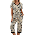 Pikkukuva 1 / 5: Naisten pyjama 2-osainen yöasu lyhythihainen T-paita ja capri-housut Khaki Leopardi Khaki Leopardi Khaki Leopard 3XL