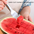Miniatyrbild 3 av 5: 2 i 1 Snabb Vattenmelon Skärare med Gaffel Bärbar Melon Skärare för Sommarfest Magic Color