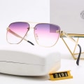 Pikkukuva 2 / 6: 2024 Tukkumyynti Muoti Luksus Ylisuuret Polaroidit Suunnittelija Aurinkolasit Kuuluisat Merkit Varjo Aurinkolasit Naisille Ja Miehille 3494-5 Sunglasses