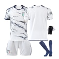 Pikkukuva 1 / 11: 23-24 kauden Euroopan Cup Italian vierasjalkapalloasu 6 Verratti 1 Donnarumma 18 Barella paita No-number socks and protective gear XS
