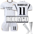 Miniatyrbillede 1 af 11: Real Madrid fodboldtrøje 2023-24 20 Vinicius 10 Modric 9 Benzema nr. 7 Hazard trøjeversion New home number 11 + socks M