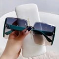 Miniatyrbilde 1 av 7: 2024 Hotte Bling Trendy Rimeløse Solbriller for Kvinner i Bulk Direkte fra Fabrikk i Kina C4 8810