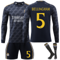 Miniatyrbillede 1 af 2: Madrid Bellingham #5 2023/2024 RM Langærmet Efterår/Vinter Udebanebørn Fodboldtrøje/Shorts/Strømper Sæt Ungdom Børn Størrelser