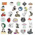 Miniatyrbillede 2 af 5: 40 stk Søde Emblempinde til Rygsække, Sjove Emblempinde i Bulk Sæt, Seje Knappenåle, Æstetiske Brocher Random Color