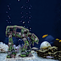 Miniatyrbillede 4 af 7: Dekorative ornamenter Kreativ akvarielandskabelig bil robot hund Transformers tema fisketank ornamenter harpiks håndværk 15.5 * 8.5 * 14cm 1 stk grøn