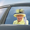 Miniatyrbild 8 av 8: Queen Bildekal Bilfönsterdekal Vattentät PVC Drottningens Jubileum 2022 Dekorationer Bilfönsterdekal Union Jack Dekor