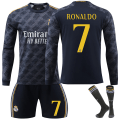 Miniatyrbillede 1 af 2: Real Madrid Udebanetrøje med Lange Ærmer til Børn, Fodboldtrøjesæt 23-24 Nr. 7 Ronaldo No.7 Ronaldo XXL