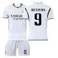 Pikkukuva 1 / 2: Real Madridin kotipelipaita 23/24 9 BENZEMA 9 BENZEMA Child size 20