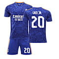 Miniatyrbillede 1 af 11: 21-22 Real Madrid udebane kongeblå nr. 9 Benzema trøje nr. 20 Vinicius 10 Modric 8 Kroos Real Madrid away number 20 XS#