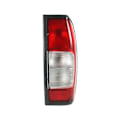 Pikkukuva 1 / 5: Auton oikea takavalo jarruvalo vilkkuvalo Navara D22 Ute DX ST ST-R 1997-2015 Rln026-eu-r