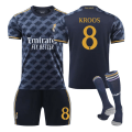 Miniatyrbillede 1 af 6: 23-24 Real Madrid Udebanetrøje Royal Blue Shirt No. 10 Modric 7 Pooh C Ronaldo 5 Bellingham Fodboldsæt NO.8 KROOS NO.8 KROOS NO.8 KROOS XS