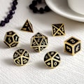 Pikkukuva 2 / 5: D&D Metalliset, 7-osainen Metalliset Monitahoiset Noppaset (Musta ja Kulta)
