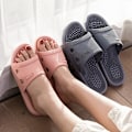 Miniatyrbilde 3 av 7: Unisex Fotmassasje-Tøfler Akupressur Massasje Tøfler Shiatsu Hvelv Smertelindring Sklisikre Massasje Sko for Menn Kvinner Frukt Grønn Fruit Green 42-43