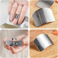 Miniatyrbild 3 av 7: Set i rostfritt stål - Premium fingerskydd för säker matskärning - Viktigt köksredskap (3-pack) Single Finger 3