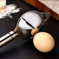 Miniatyrbild 1 av 4: Äggseparator - Äggknäckare Brunbeste ÄGGSEPARATOR BB-3096