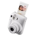 Miniatyrbild 2 av 6: Sofotografisk kamera - FUJIFILM - Instax Mini 12 - Vit lera - Automatisk exponering - Selfie-spegel Vit