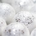 Miniatyrbild 5 av 6: Relaxdays Boules i polystyren, set om 72, små & stora bollar, för att pyssla & måla, ∅: 2, 5 & 7 cm, vit Vit