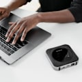 Miniatyrbild 4 av 4: NETGEAR - Nighthawk WiFi 4G mobil router MR1100-100EUS