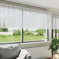 Miniatyrbild 1 av 6: Spetsgardin - vidaXL - 100x750 cm - Vit - Polyester - Ljusfilterande - Integritetspaneler Vit