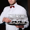 Miniatyrbillede 4 af 4: 4-pak Plastik Runde Restaurant Serveringsbakker, Runde Skridsikre Bar Serveringsbakker, Sort -X