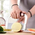 Miniatyrbilde 3 av 5: 2-delt potetkutter, pommes frites-kutter, tagget kniv, rustfritt stål