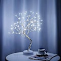 Miniatyrbillede 2 af 5: LED Træ Lys, 108 LED Bonsai Bordlampe Justerbar Kobbertråd LED Bonsai Træ Lampe Bonsai Træ Bord til Kontor eller Soveværelse Indretning (Hvid)