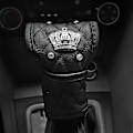 Miniatyrbild 2 av 5: PU Läder Bil Växelspaksskydd Halkfritt Läder Bil Växelspaksknoppskydd med Bling-krona