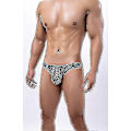 Pikkukuva 2 / 5: Miesten leopardikuvioiset stringit G-string alushousut