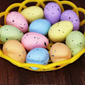 Miniatyrbilde 2 av 5: Kunstige Fugleegg 77 stk. for DIY Garlanddekorasjon og Påskegavepynt