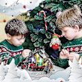 Miniatyrbillede 4 af 5: Julepynt i Resin - LED Lysende Julelandsbyhuse Julemand Snemand Tog Snelandskab