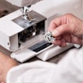 Miniatyrbilde 2 av 3: 4 stk. spoleboks for symaskin med frontmating, egnet for husholdningssymaskiner