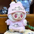 Miniatyrbillede 1 af 5: Sommerudsalg Labubu dukkeklæder første generation anden generation blind box Labubu dukkeklæder (hat + trøje) H rosa kostym