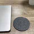 Miniatyrbilde 3 av 4: 8 stk. Drikkeunderlag med Holder, Bomullsvevde Absorberende Underlag for Drikker, Minimalistisk Hjemmeinnredning Underlagssett for Trebordbeskyttelse Style 3