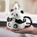 Miniatyrbillede 4 af 4: Panda Vandkop Keramikkrus med Låg Flot Pige Niche Design Søde Børn Kreative Hjem Krus Kaffekopper