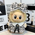 Miniatyrbillede 1 af 5: Sommerudsalg Labubu dukkertøj første generation anden generation blind box Labubu dukkertøj (hovedbeklædning + tøj + butterfly) Vit Chanel-stil