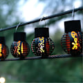 Miniatyrbild 2 av 5: 5-pack LED solcellslampor, utomhus vattentät flimrande flammeffekt boll solhängande lykta landskapsdekor för trädgård