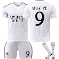 Miniatyrbild 1 av 2: Real Madrid Hemma Fotbollströjor Barn Fotbollströja Set Nr 9 Mbappé Tröjor Kläder Fotboll Träningsuniform 28